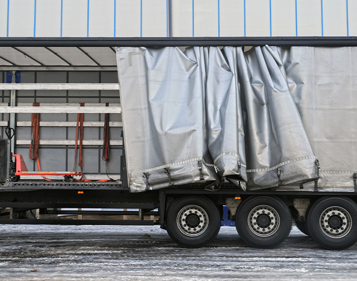 حماية كل رحلة، وجعل النقل أكثر أمانًا وكفاءة